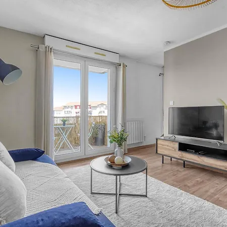 Apartman Spacious Parking-tram-airport *